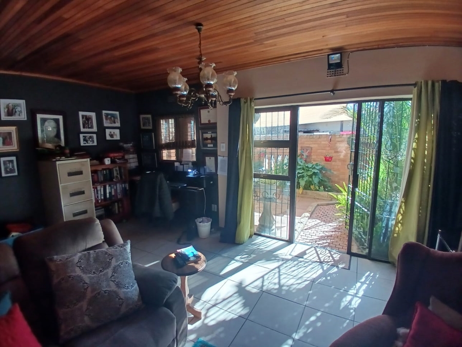 To Let 2 Bedroom Property for Rent in Bedelia Free State
